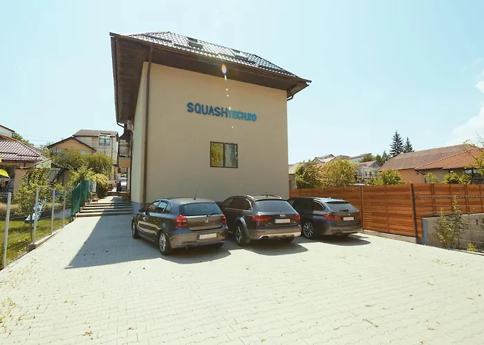 One Bedroom Apartment By Squashtech - 2